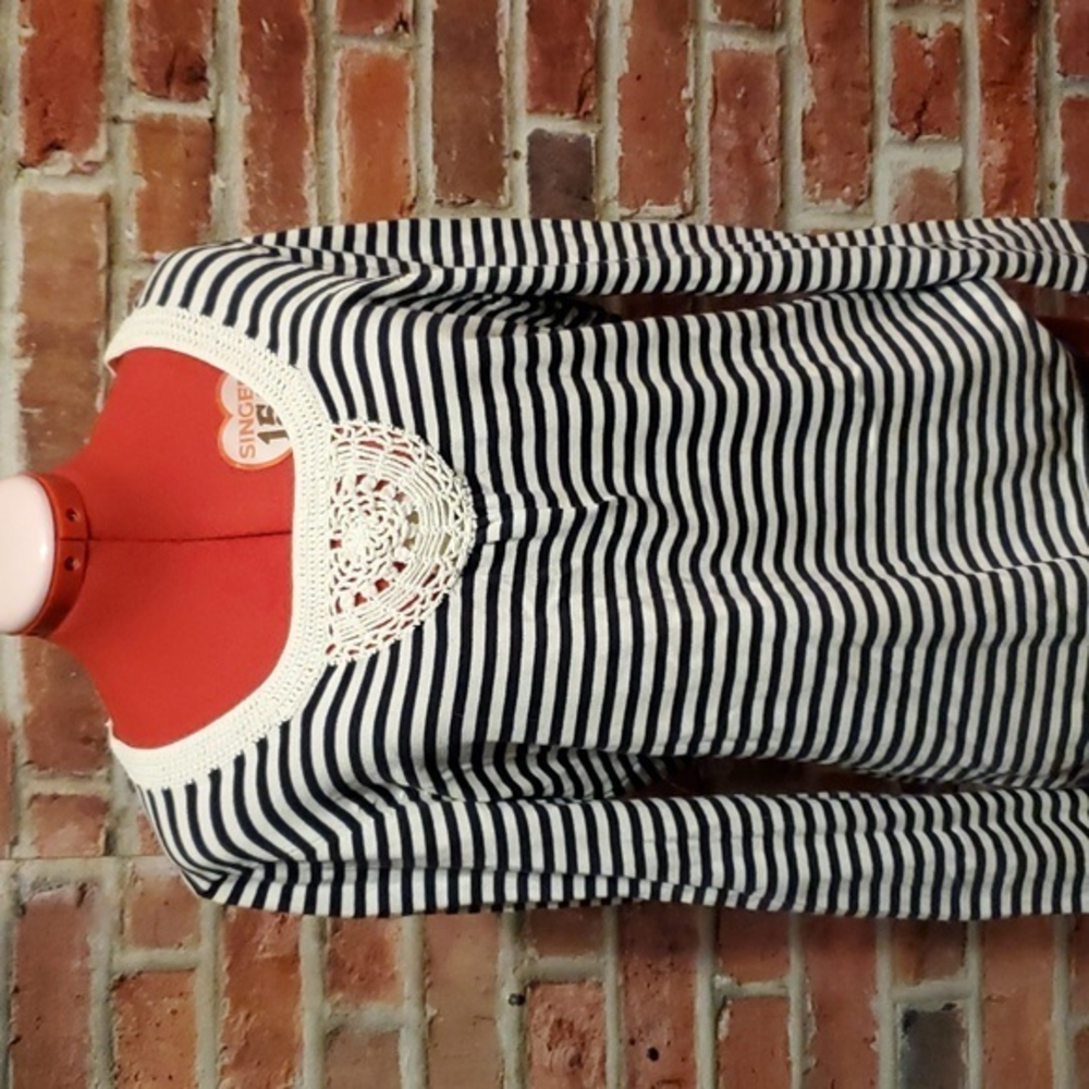 Peck & Peck‎ Weekend sweater top.